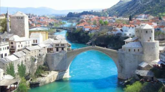Mostar Köprüsünün Hikayesi