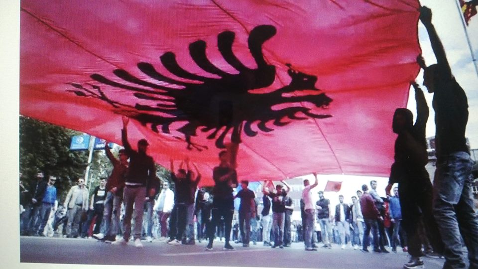 Arnavutluk Bugün Sandık Başına Gidiyor