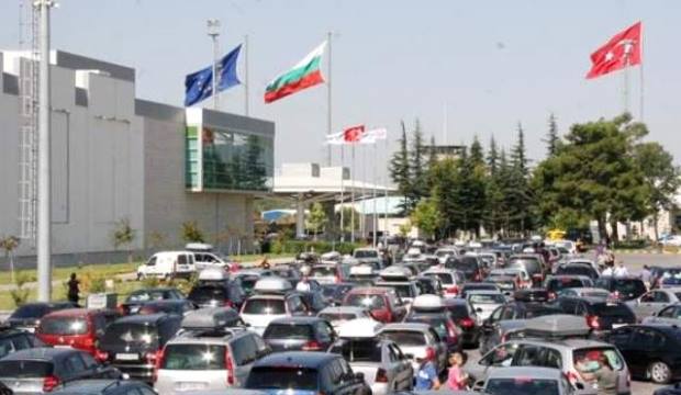 Bulgar Polisi Avrupalı Türkler’den Baskıyla Rüşvet Alıyor!