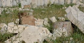Bosna’da Mezarlığa Saldırı ! Partizan Mezarlarına Zarar Verildi