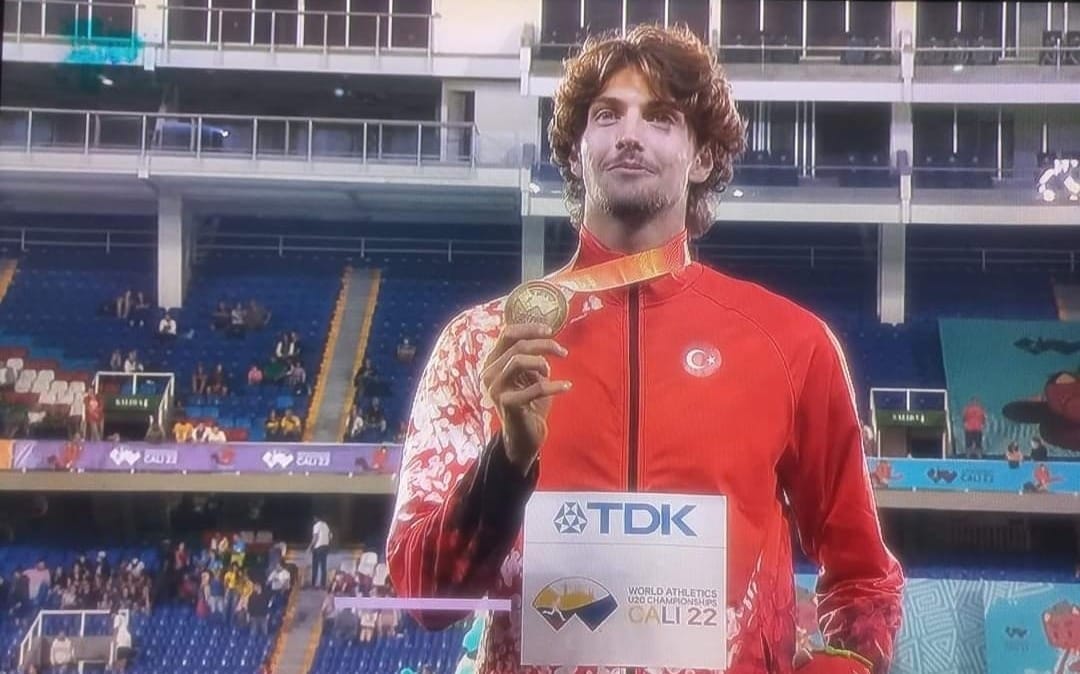 İzmirli Boşnak Atlet Dünya Şampiyonu Oldu
