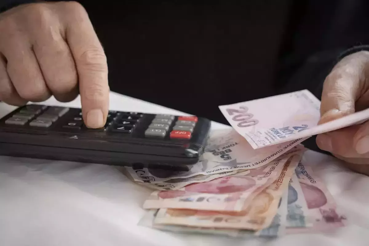 Kurnazlık yapan emeklilere k&ouml;t&uuml; haber: O parayı faiziyle geri &ouml;deyecekler