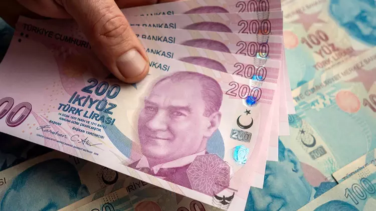 Emeklilerin ve Memurların 3 Aylık Zam Oranı Netleşti.Tahmini Maaşlar..