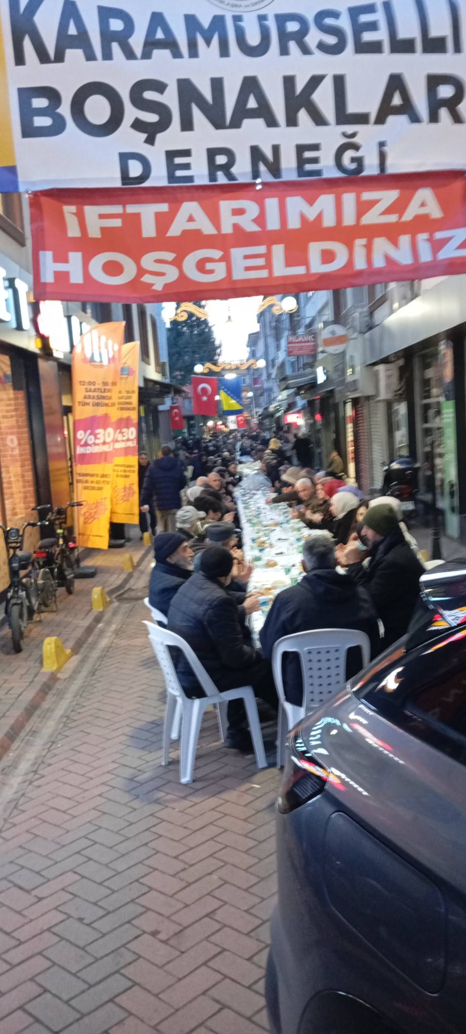Karam&uuml;rselde Dev Boşnak İftarı D&uuml;zenlendi !