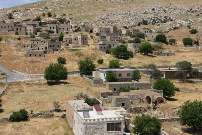 T&uuml;rkiye&rsquo;nin Hayalet K&ouml;y&uuml;ne Avrupa&rsquo;dan Akın Akın G&ouml;&ccedil; Başladı